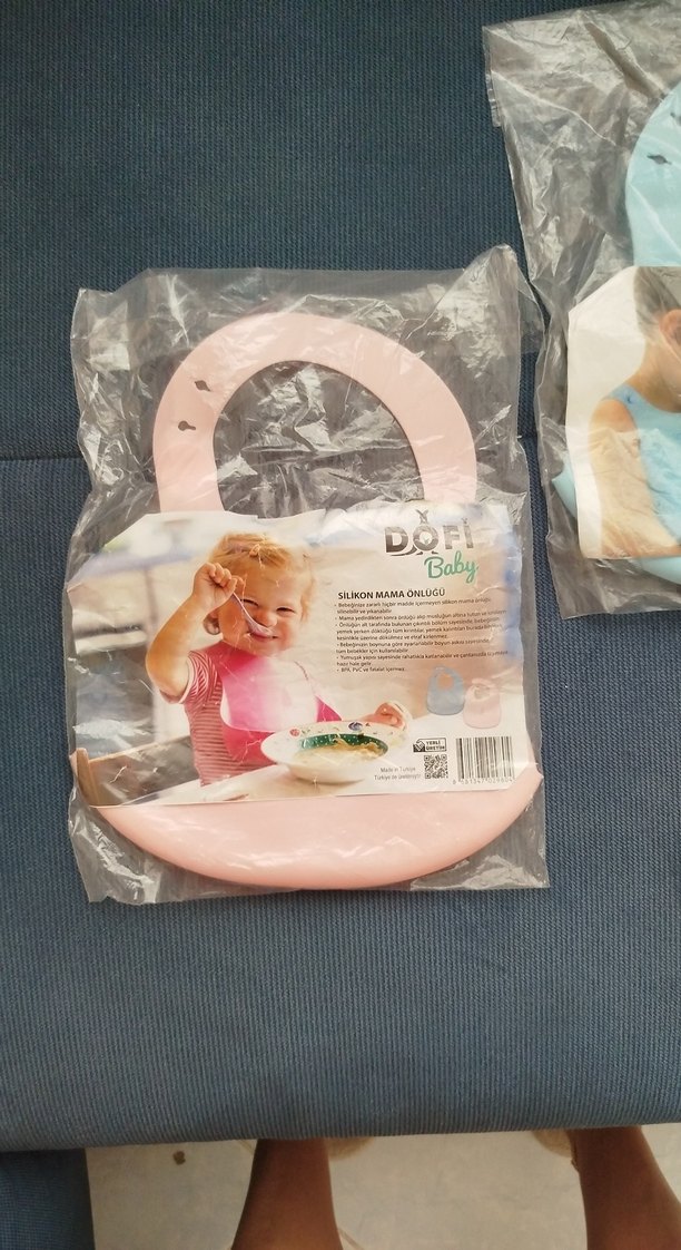 silikoni Bebek Önlüğü - Görsel 2
