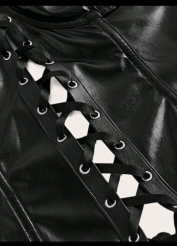 s Beden Gotik Vampir Crop