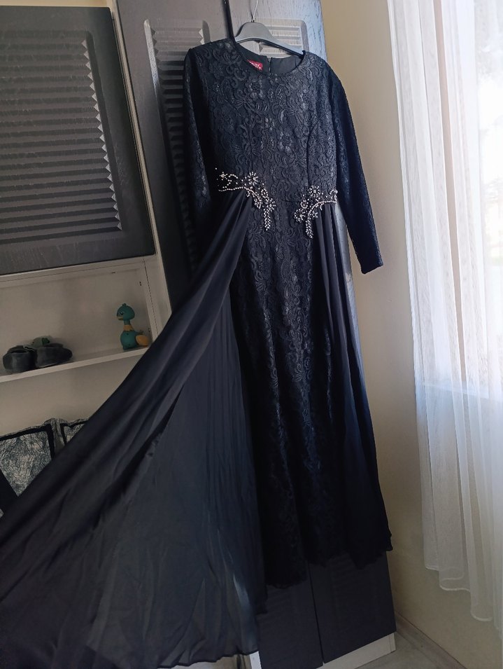 Siyah tül detaylı abiye - Görsel 2