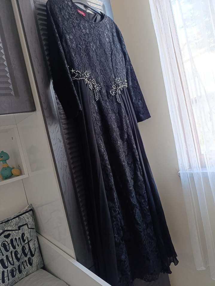 Siyah tül detaylı abiye - Görsel 4