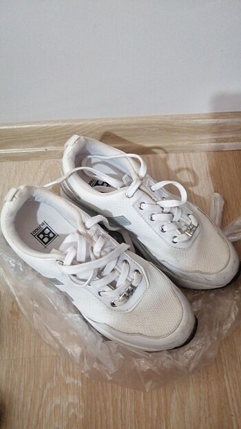 Butigo Beyaz spor ayakkabı 