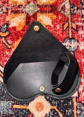 Kemer Tokalı Kadın Gözlük Kılıfı - Görsel 2