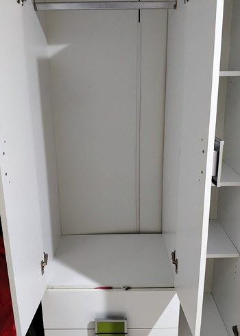 Yeşil kulplu çocuk gardırop - Görsel 2