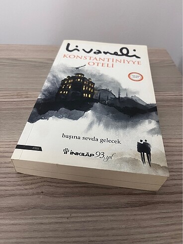  Beden Renk Zülfü Livaneli / Konstantiniyye Oteli