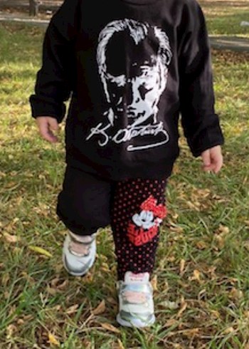 Erkek Çocuk Siyah Baskılı Sweatshirt - Görsel 4