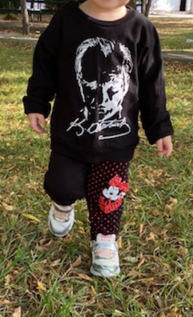 Erkek Çocuk Siyah Baskılı Sweatshirt - Görsel 4