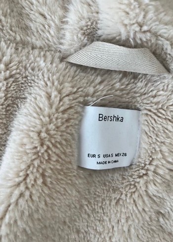 s Beden beyaz Renk Bershka krem rengi mont