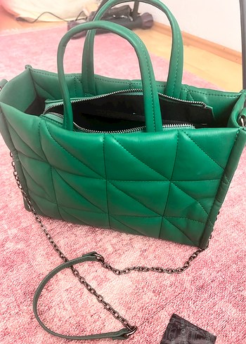 Beden Stradivarius yeşil çanta