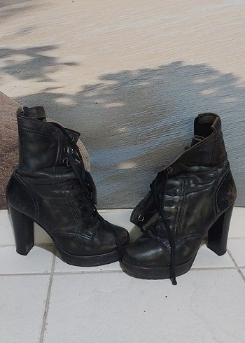 Siyah Deri Platform Topuklu Punk Botlar