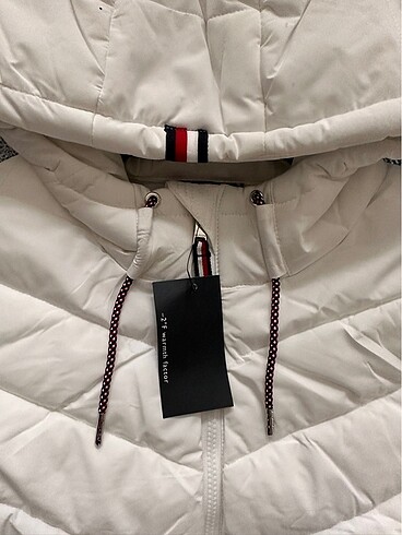 m Beden Tommy hilfiger orijinal