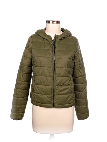 Pull and Bear Mont %70 İndirimli.