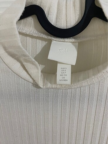 H&M Üründe hiçbir hasar yoktur