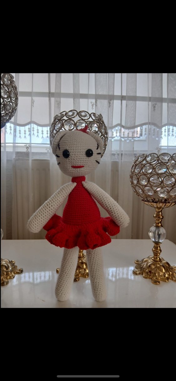 Renkli Örgü Bebekler - Kırmızı ve Pembe Elbiseli - Görsel 2