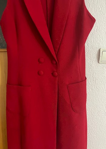 Kırmızı Düğmeli Uzun Kadın Yelek - Görsel 3