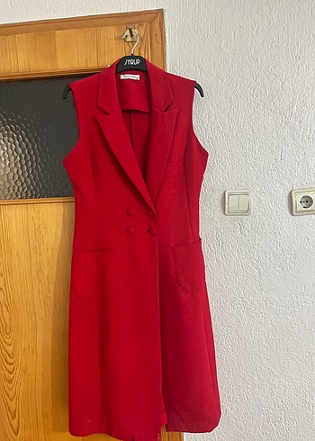 Kırmızı Düğmeli Uzun Kadın Yelek - Görsel 2