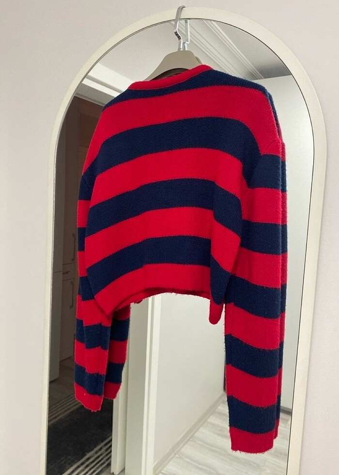 Crop hırka - Görsel 3