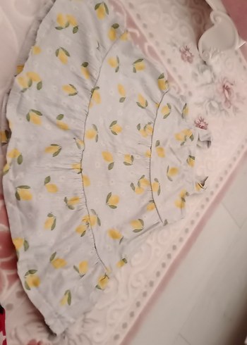 Kız Çocuk Beyaz Nakışlı Fırfırlı Elbise - Görsel 2