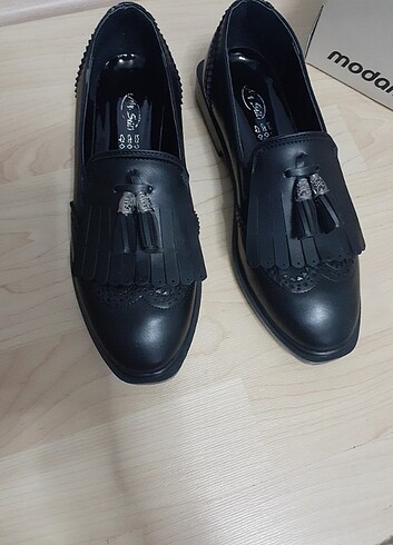 38 Beden siyah Renk Ayakkabı loafer püsküllü 