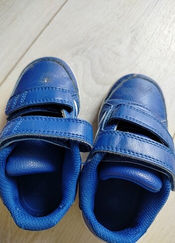 23 Beden Adidas Çocuk Ayakkabı