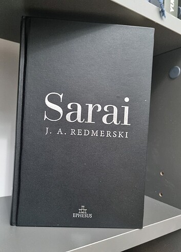 Sarai (Katiller Çetesi 1.kitap) ciltli - J.A REDMERSKI