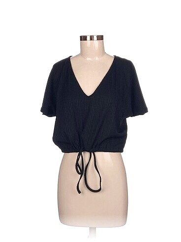 Zara Bluz %70 İndirimli.