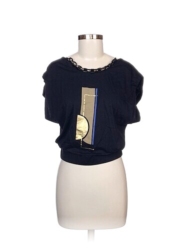 Network T-shirt %70 İndirimli.
