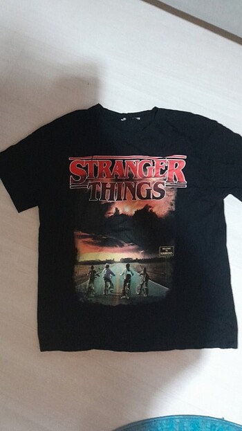 Siyah stranger things tshirt