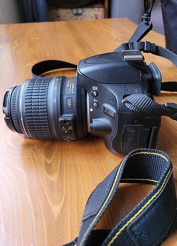 Nikon Nikon D5100 Fotoğraf Makinesi 