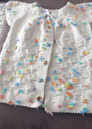 Kız Bebek Nakışlı Renkli Bohem Örgü Yelek