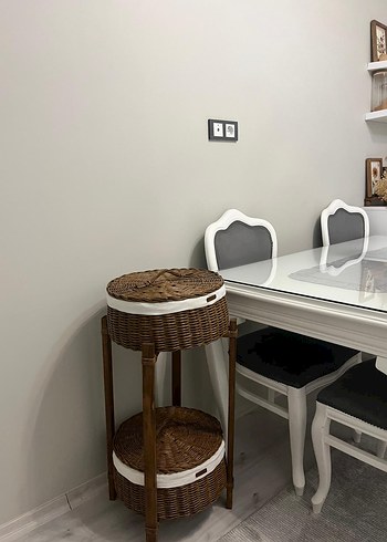 Beden Renk Beyaz Detaylı Gri Hasır Sepet