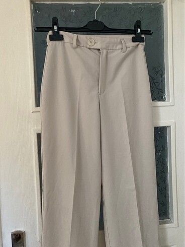 xs Beden ten rengi Renk Stradivarius kumaş pantalon