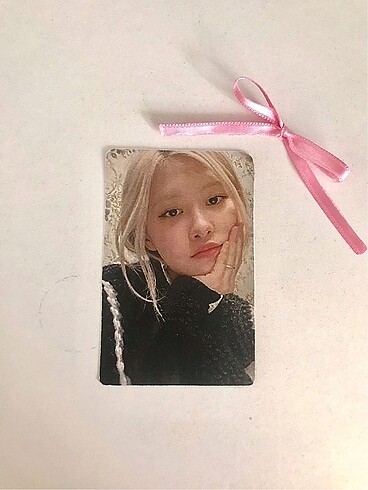 Rose Photocard