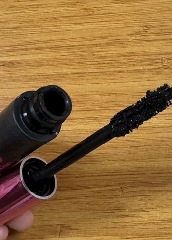 Sıfır Parlak Pembe Maskara - Görsel 3