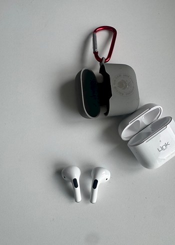 Beyaz Airpords ve Gri Koruyucu Kılıf - Görsel 2