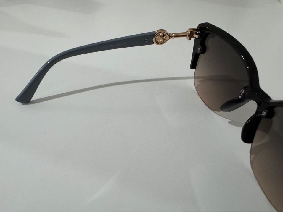 SIFIR ORİJİNAL İTHAL DIANA KORS Gözlük - Görsel 4