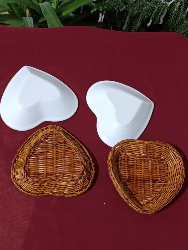 vintege porselen Çiçek Desenli Kalp Şeklinde Tabak Seti - Görsel 5