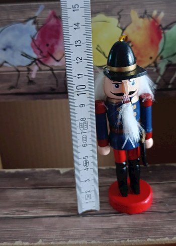 Ahşap Kurşun Asker Figür fındık kıran adet fiyatıdır - Görsel 2