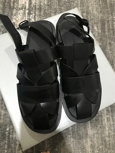 39 Beden siyah Renk Pull&Bear marka sandalet