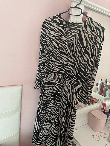Zebra elbise