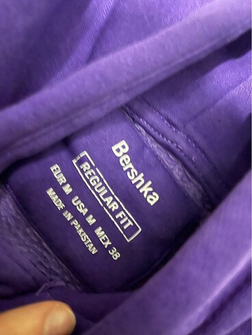 Bershka Sweatshirt