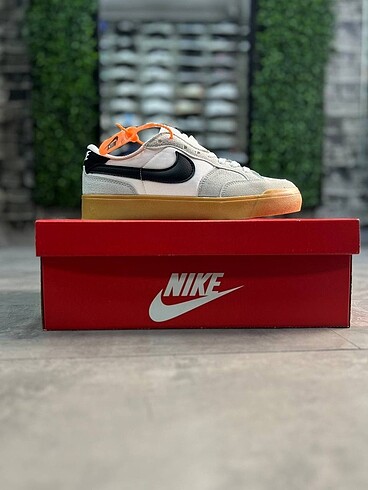 Nike sb pogo