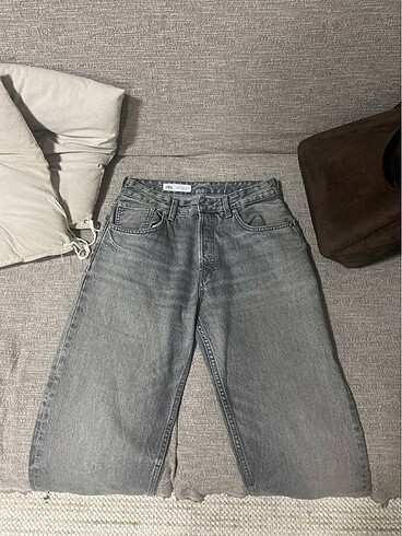 Zara gri jean