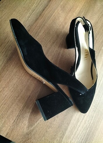 35 Beden Kalın topuklu arkası açık stiletto