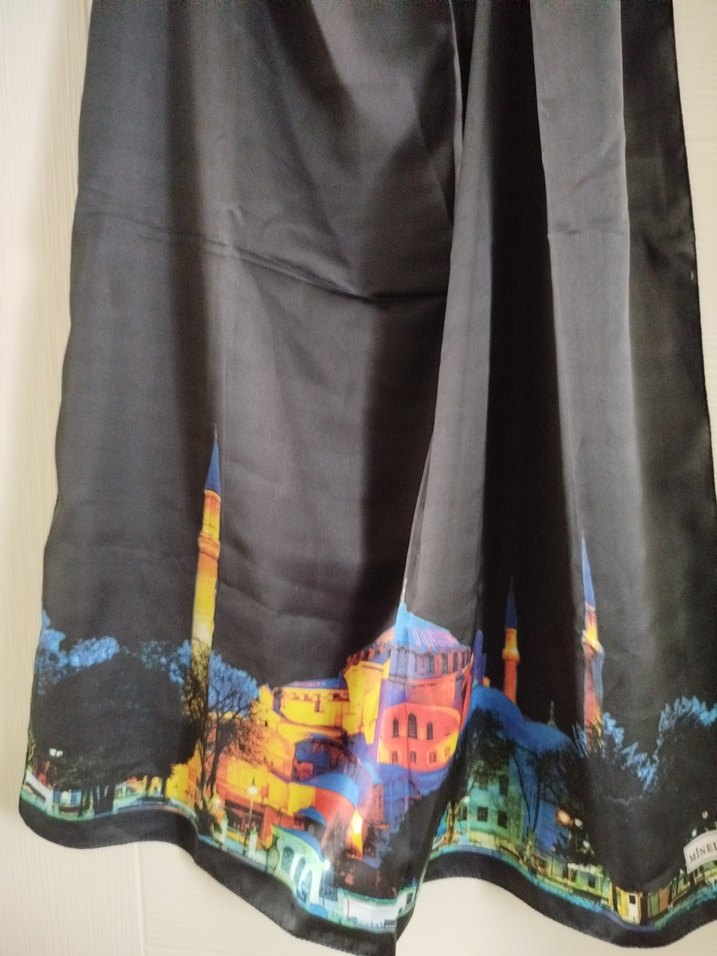 Kadın Çok Renkli  saten Şal - Görsel 2