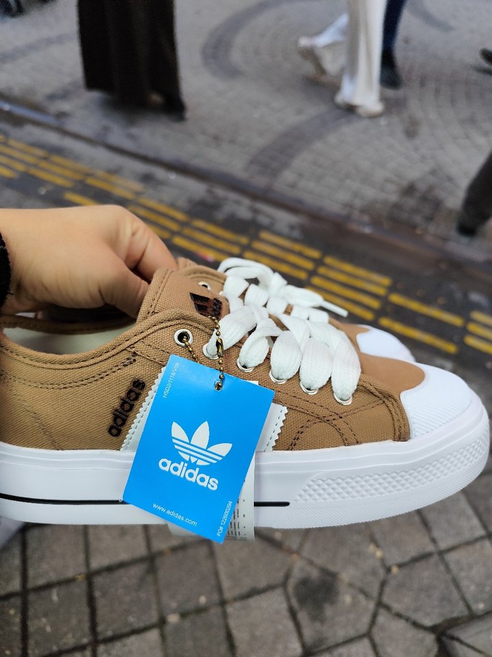 Bej Renk Bağcıklı Kadın Spor Ayakkabı numaralar mevcuttur - Görsel 2