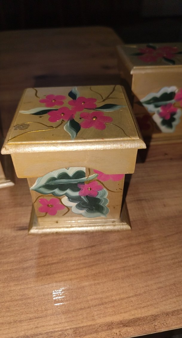 Altın Renkli ahsap Çiçek Desenli Makyaj Organizeri el boyaması - Görsel 5