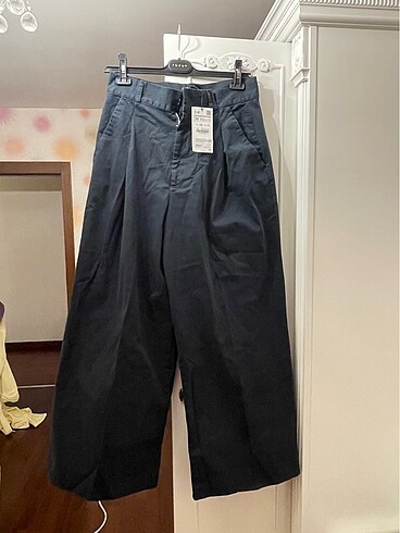Zara Bol Paça Pensli Pantolon