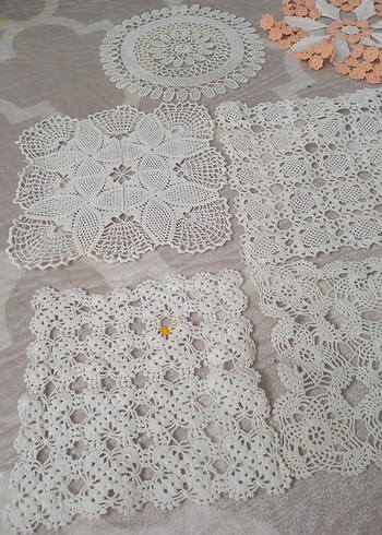 Beyaz İşlemeli El Yapımı Dantel Seti - Görsel 3