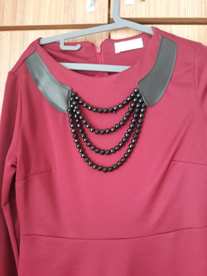 Abiye Bordo Uzun Kol Zincir Detaylı tesettür Elbise - Görsel 2