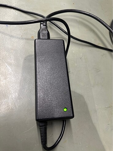Diğer Samsung bilgisayar adaptör Model: AD-9019S